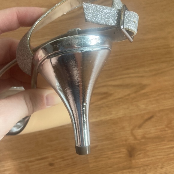 Silver Mia Pumps 6M - Picture 5 of 6